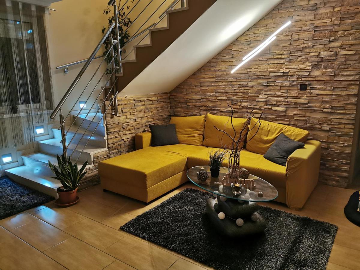 Csabai Vendeghaz Hotel Buk Bagian luar foto