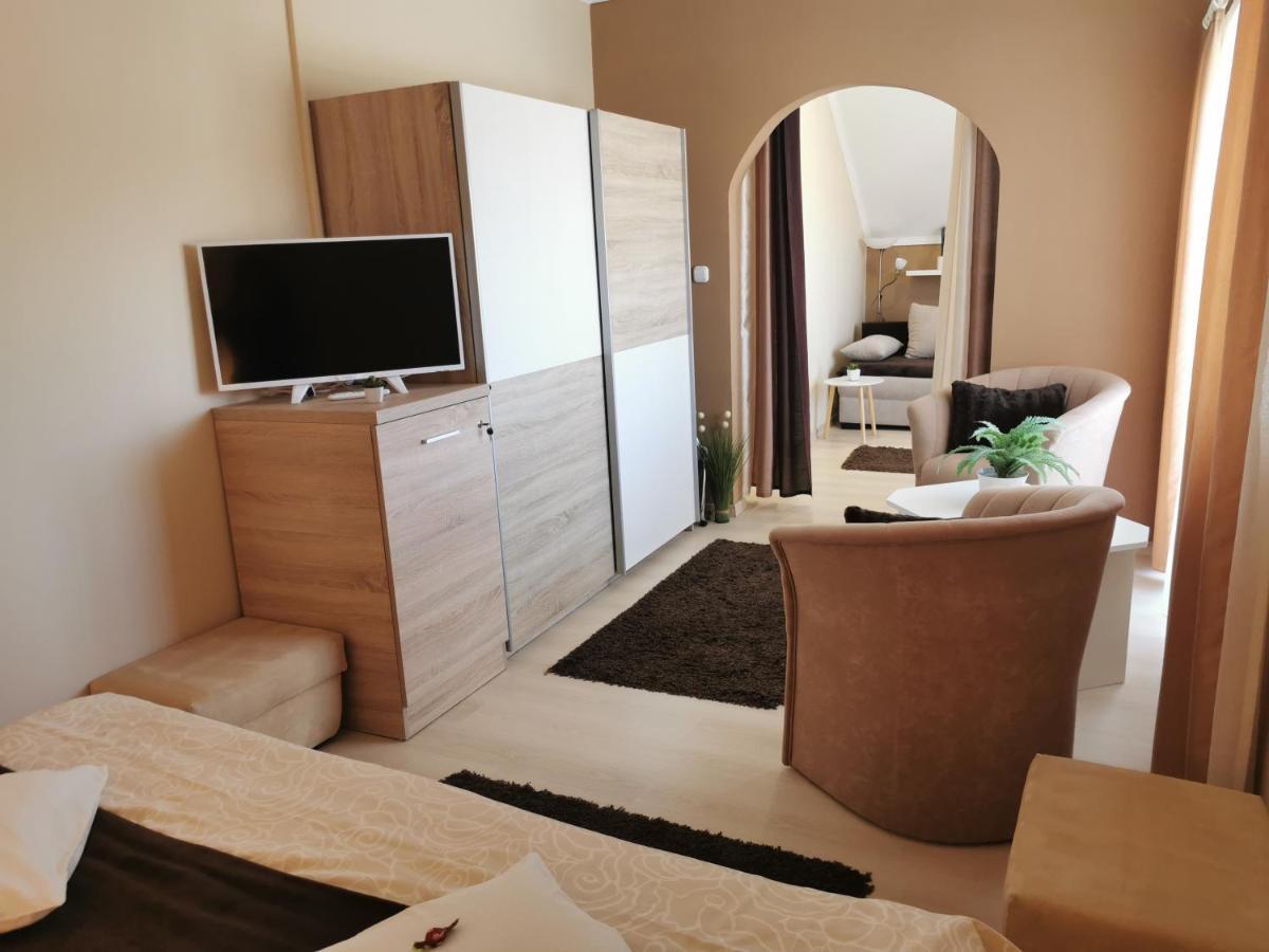 Csabai Vendeghaz Hotel Buk Bagian luar foto